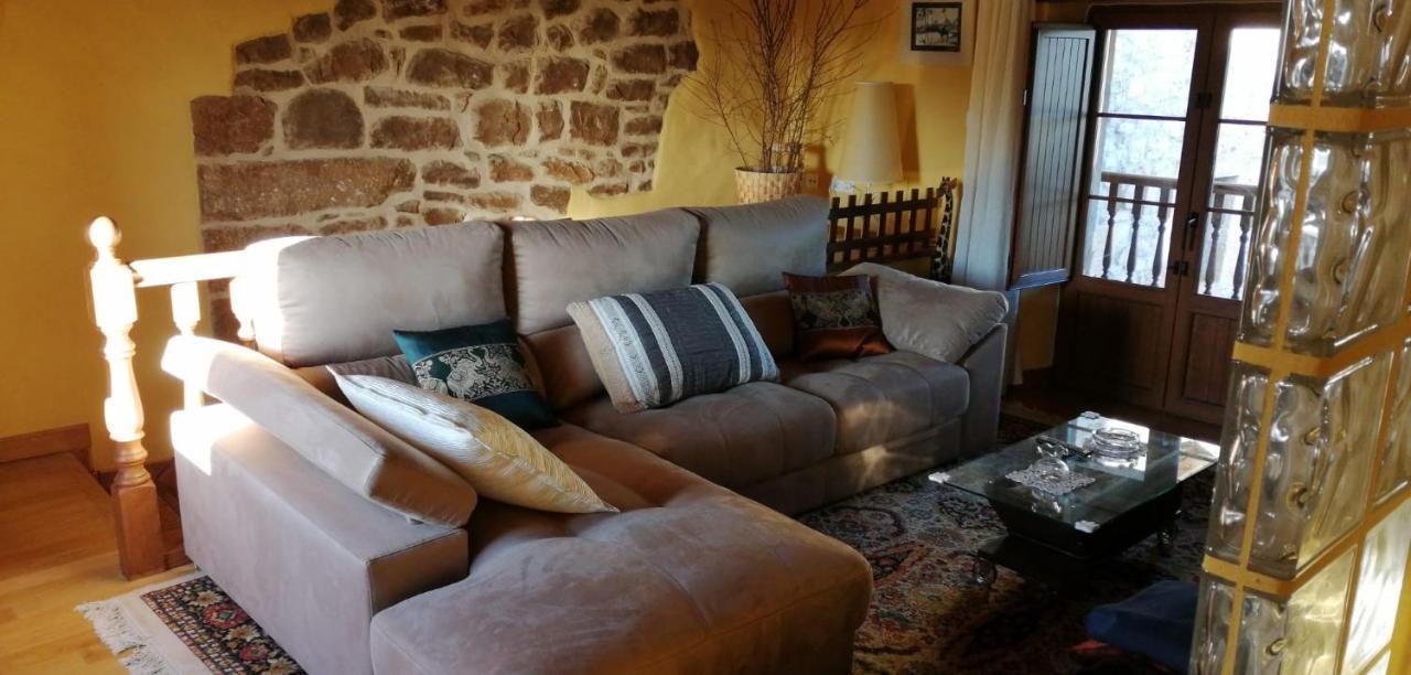 Loma Somera Casa Acogedora En Pueblo De Montanaヴィラ エクステリア 写真